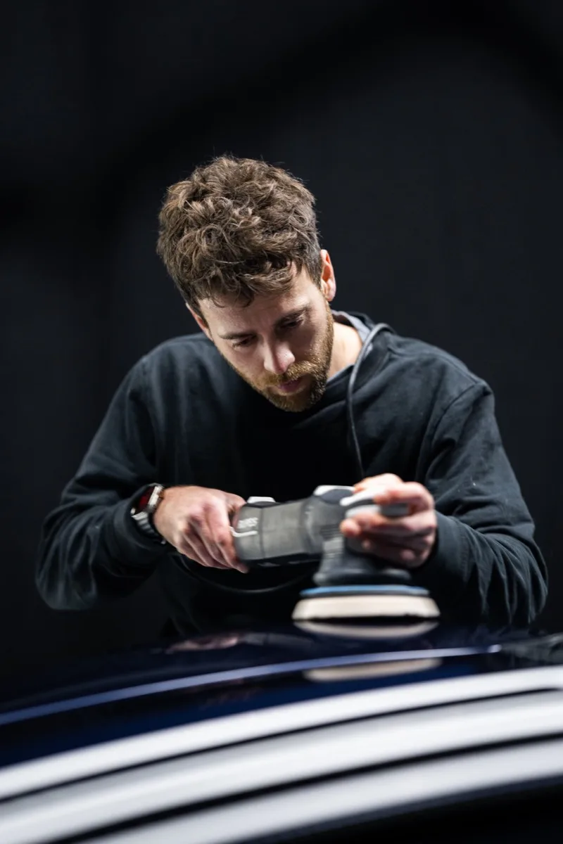 Charlie, oprichter van Charlie Detailing